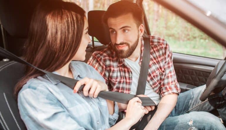 signs your guy thinks you're hot