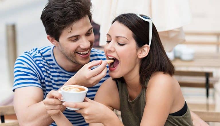 A Guy's Ultimate Game Plan for Handling Mixed Signals