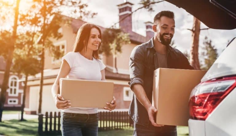 how to ask your boyfriend to move in with you