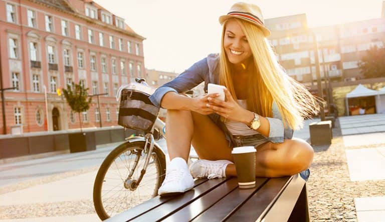 using dating apps to get a date