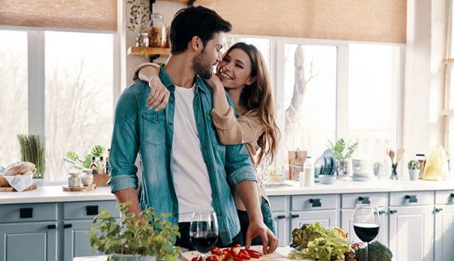 How to Get to Know a Girl: 20 Ways to See If She's Perfect For You