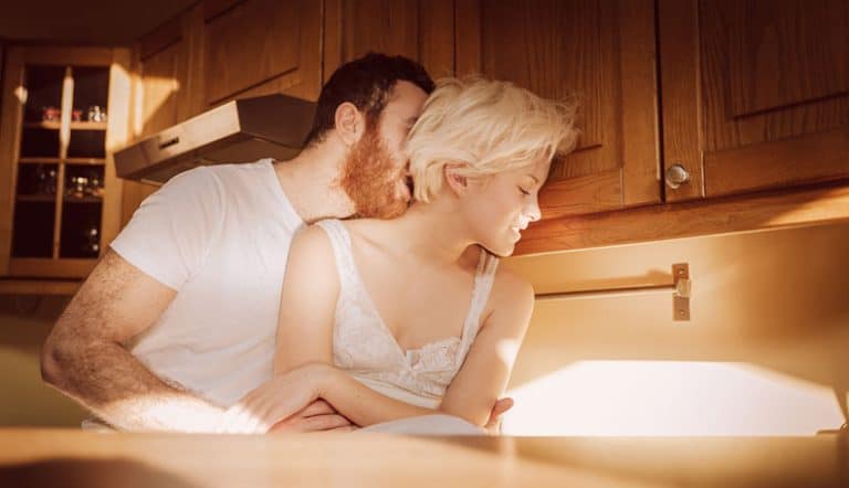 bad in bed - signs a girl gives a guy