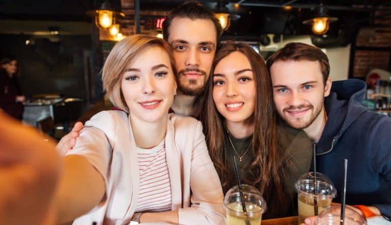 men and women friends - can girls and guys really be just friends