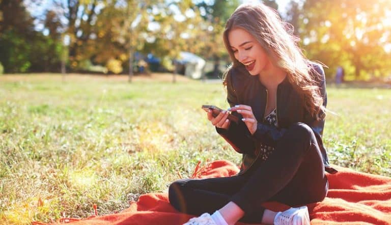 how to keep a text conversation going