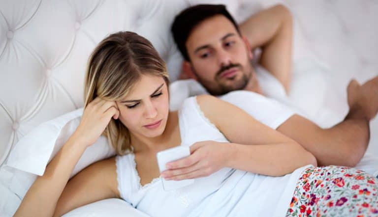 cell phone rules every couple has to follow