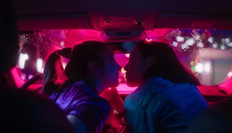 signs of female bisexuality bisexual girl