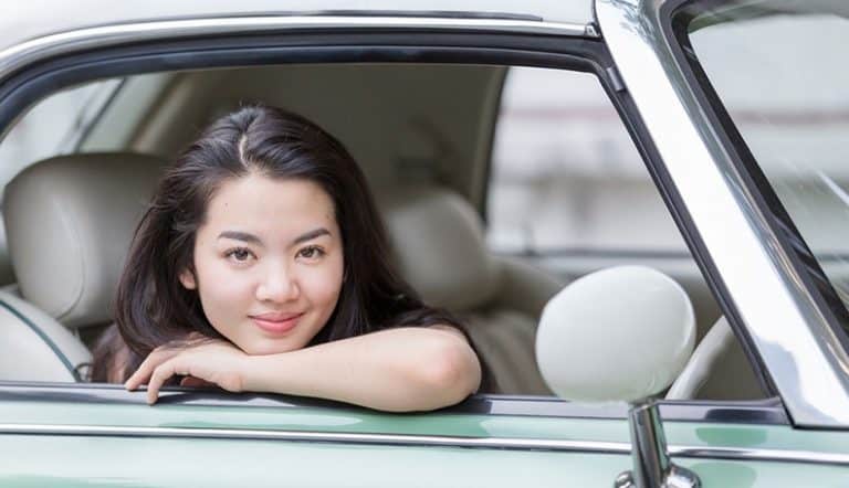 small gestures girls always notice