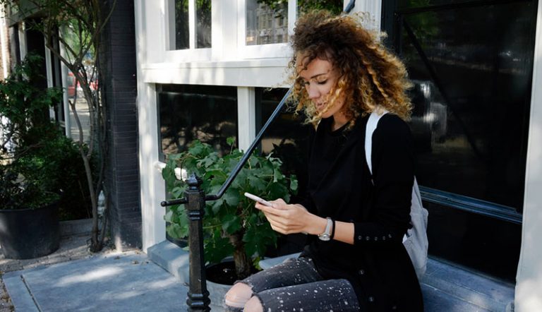 why do guys stop texting for a few days