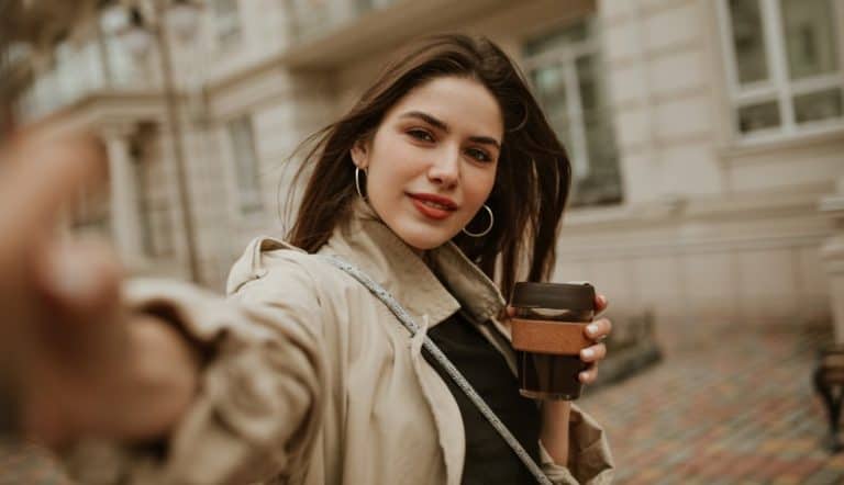 how to text a girl who stopped responding