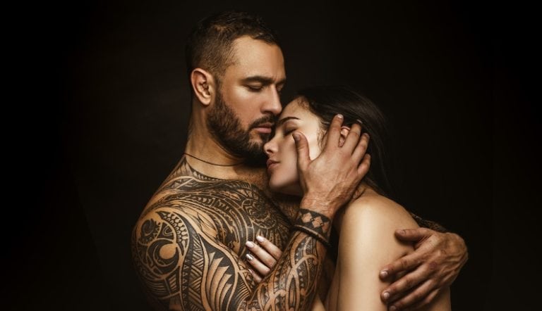 how to attract an alpha male and date him