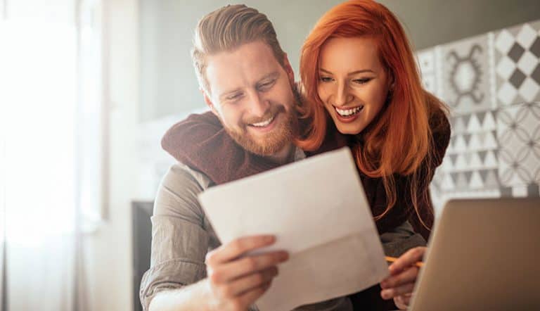 sharing expenses in a relationship