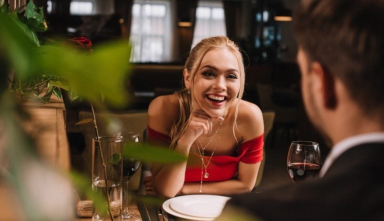 girl is playing mind games