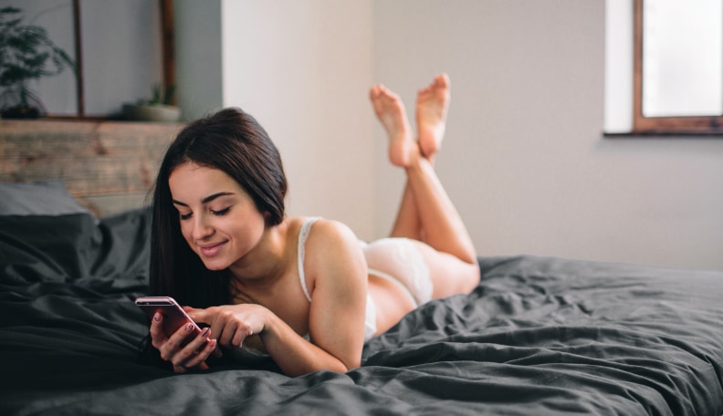 The Best Dirty, Sexy Texting Games to Get Naughty With One Text!