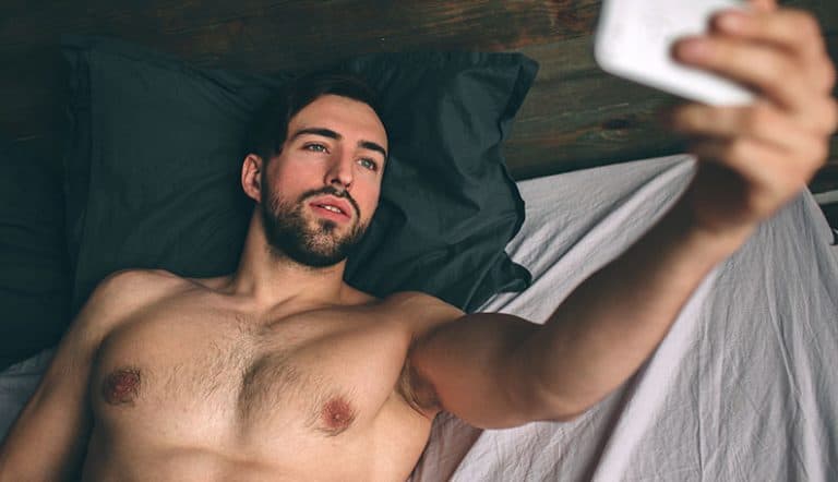 Signs of an Online Dating Player