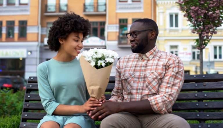 how many dates before a relationship