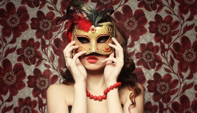 how to spot a narcissist